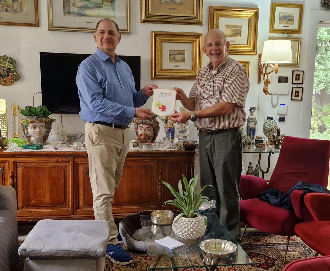 Reunion con miembros del Rotary Club Taormina, Italia